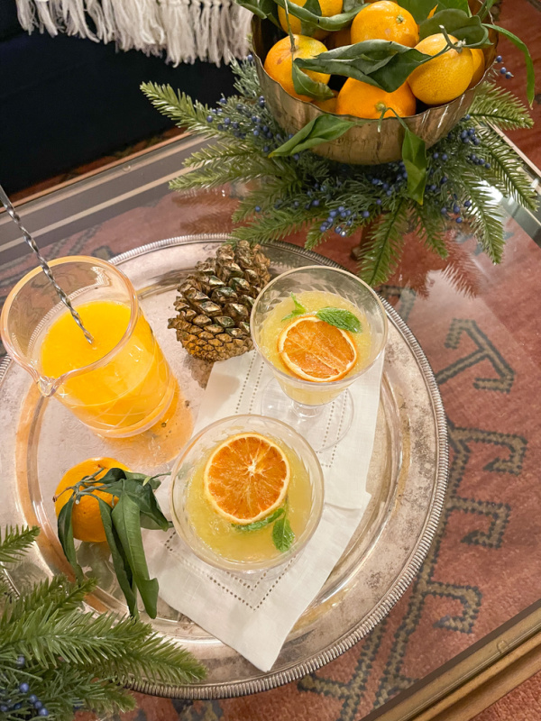 Tray of Cara Cara Orange Winter Spritz drinks on tray.