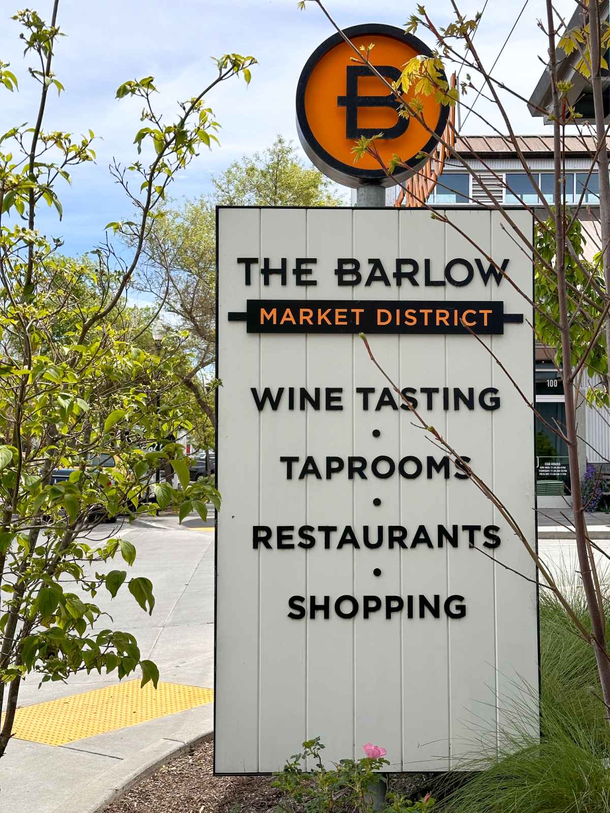 The Barlow entry sign.